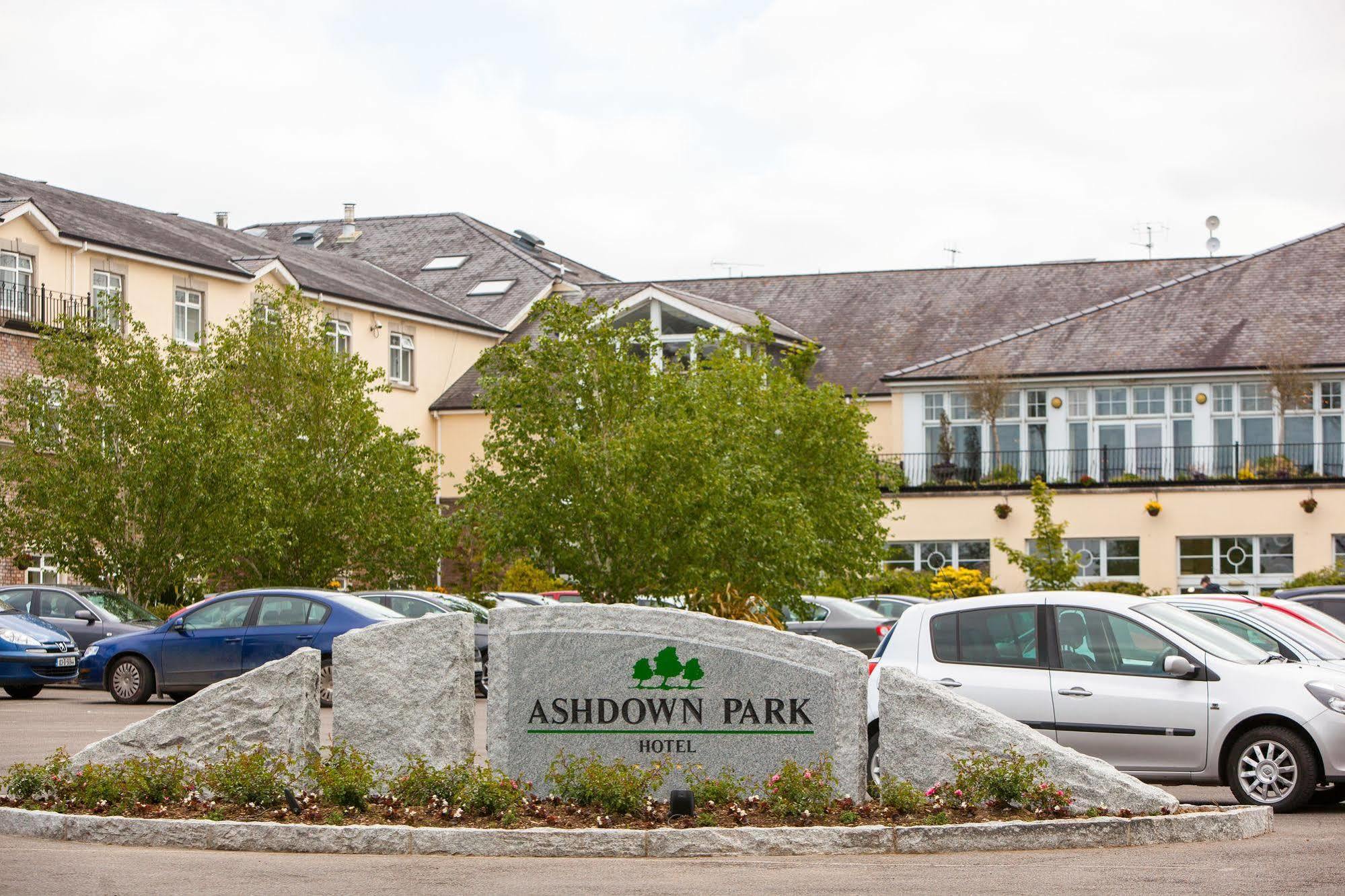 Ashdown Park Hotel Gorey Exterior foto